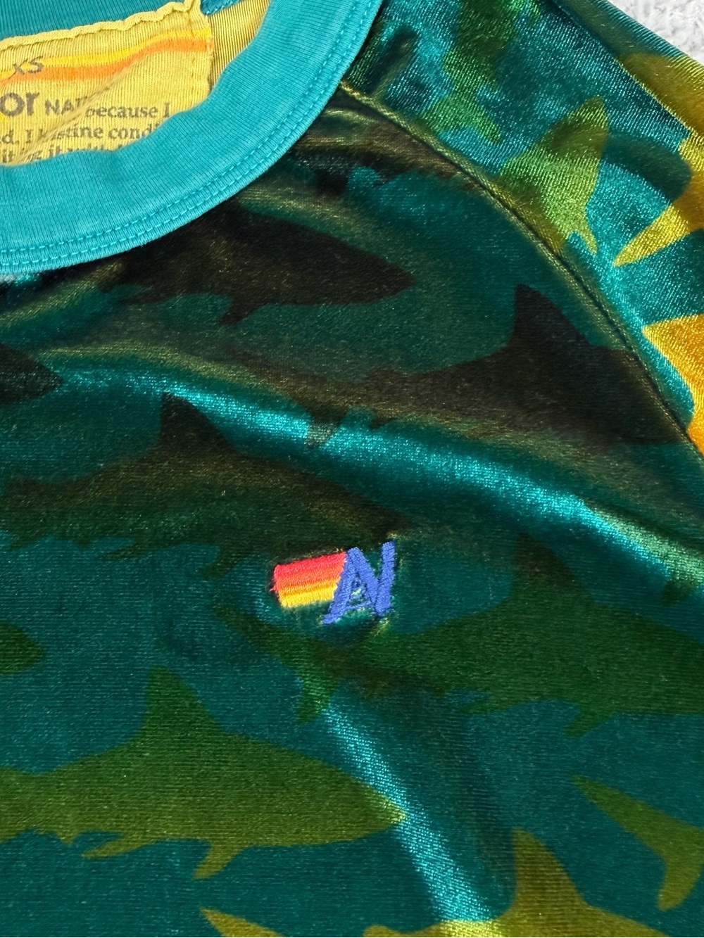 Aviator Nation Velvet Sweatshirt Womens XS Multicolor Shark Rainbow Pullover - Picture 5 of 11